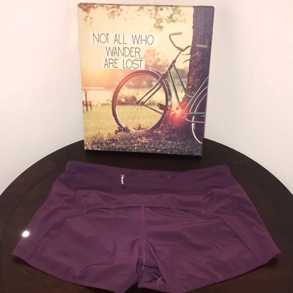 lululemon athletica Pants - Lululemon h2o speed shorts size 8